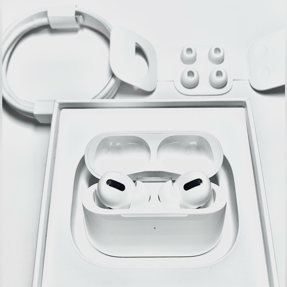(APPLE AIRPODS PRO 2ND GENERATION)